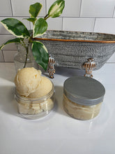 Load image into Gallery viewer, Coconut Pineapple Emulsified Sugar Scrub