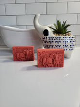 Load image into Gallery viewer, Ellie Soap - Coconut Lime
